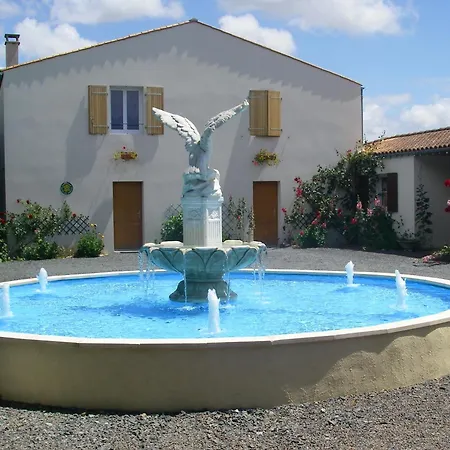 Le Petit Sableau Holiday home Marans (Charente-Maritime)